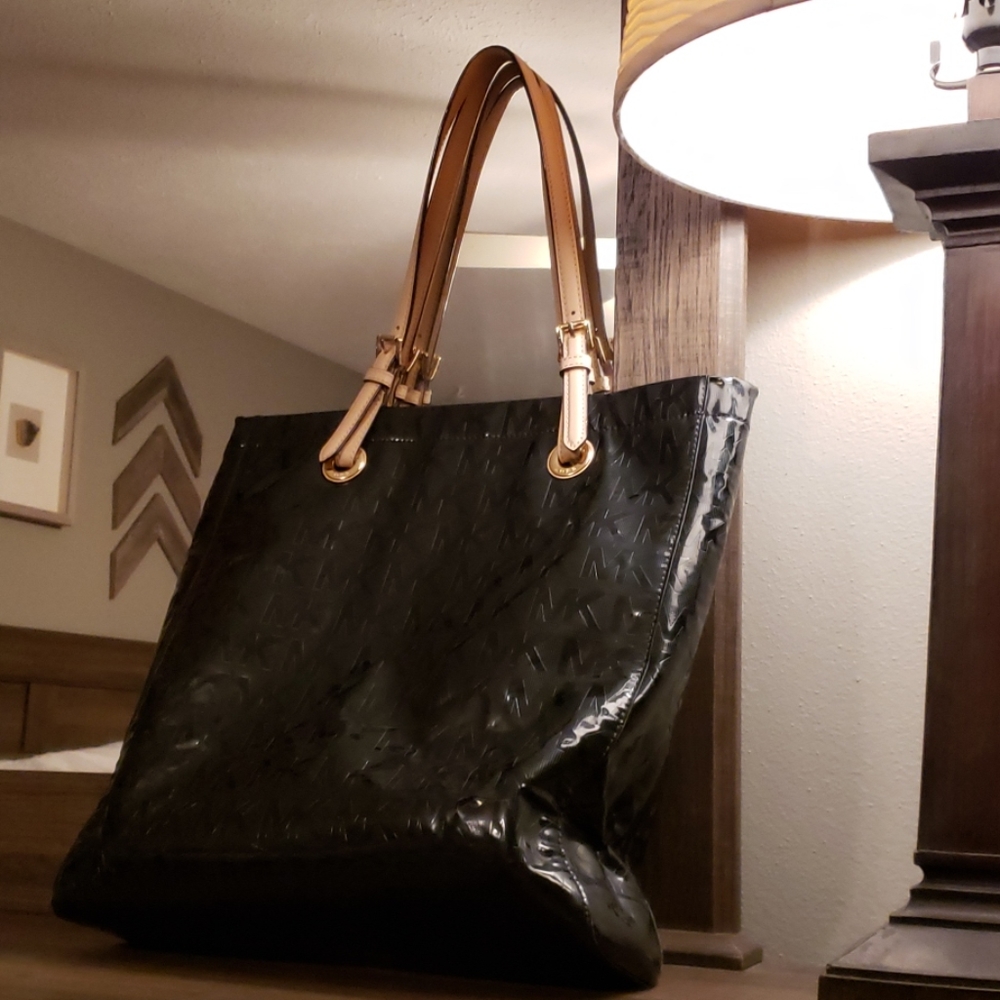 Black MK tote purse